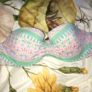 Victoria’s Secret bathing suit top